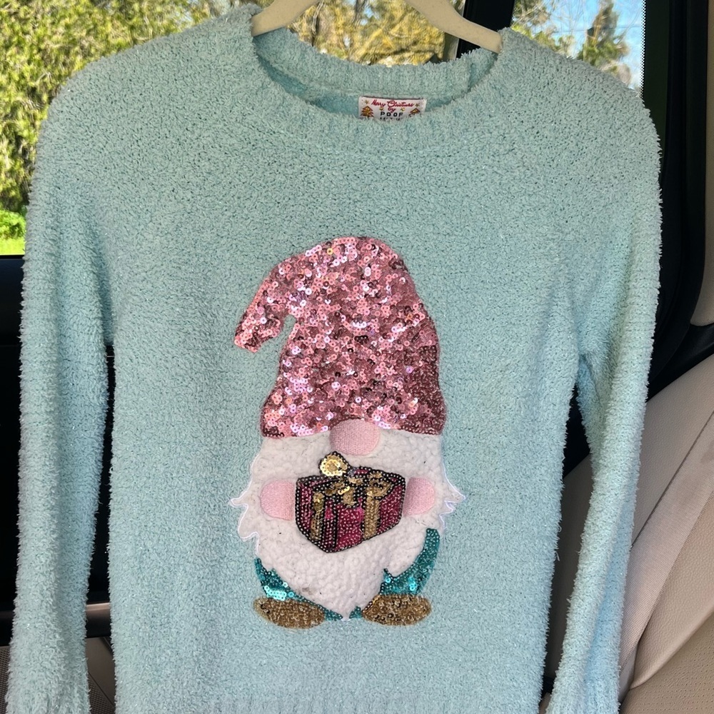 Poof! Mint Sweater with Pink Sequin Gnome